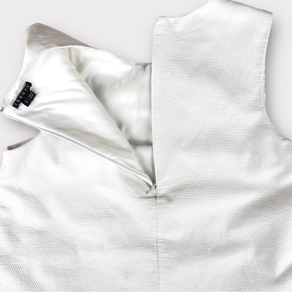 Theory White Sleeveless Blouse with attached Undershirt - Size Large - Picture 14 of 16